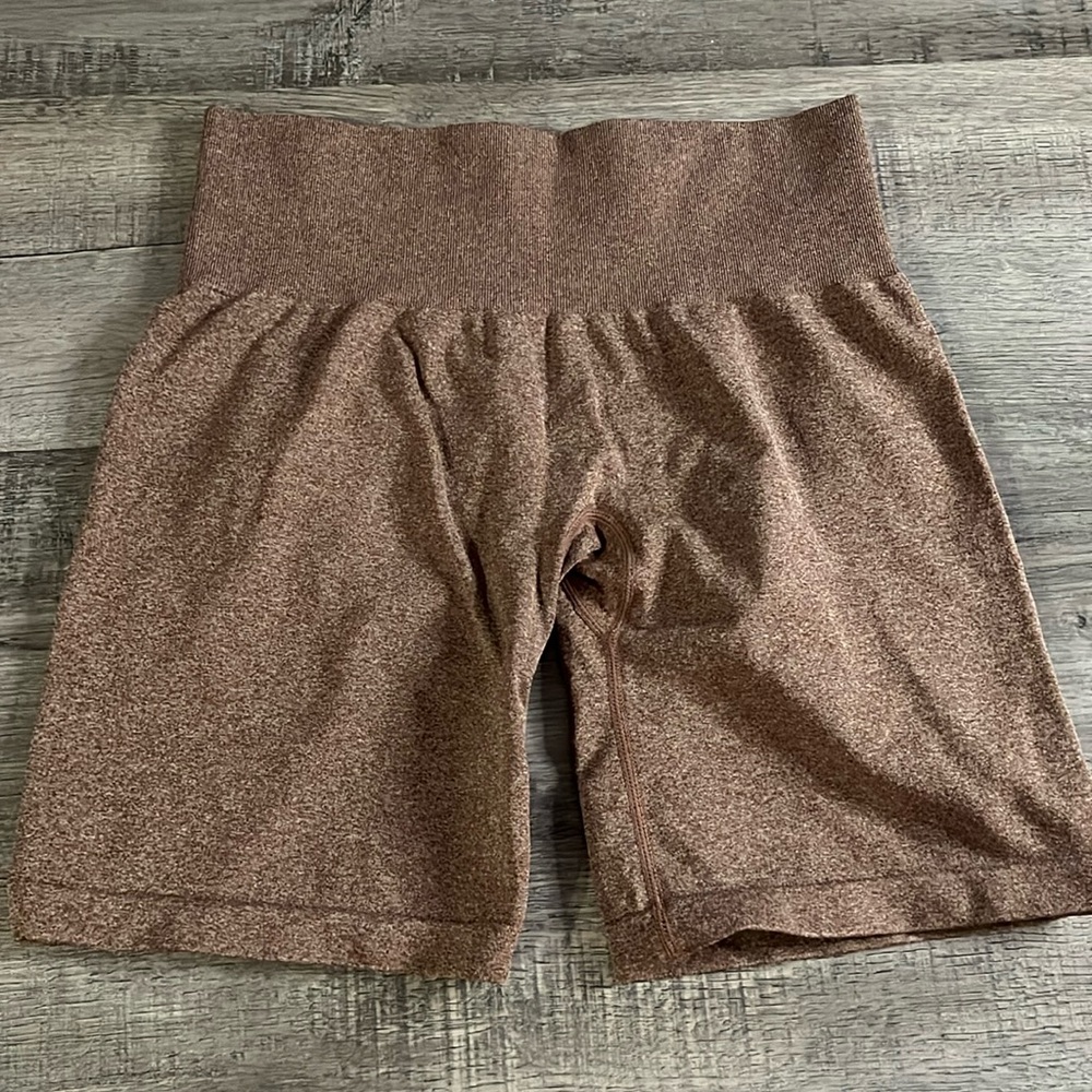 NVGTN seamless high rise 6” biker shorts
